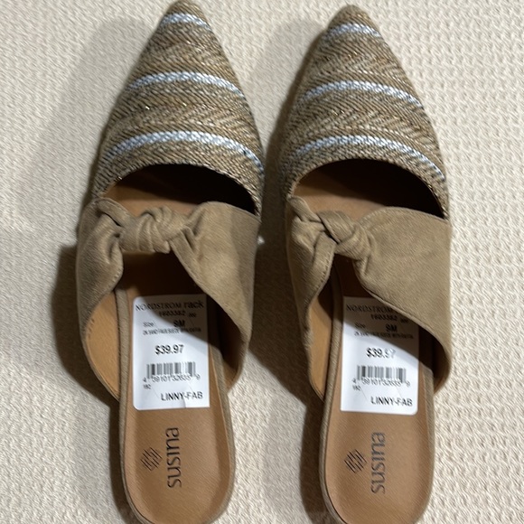 Susina slip on shoes. - Picture 4 of 4